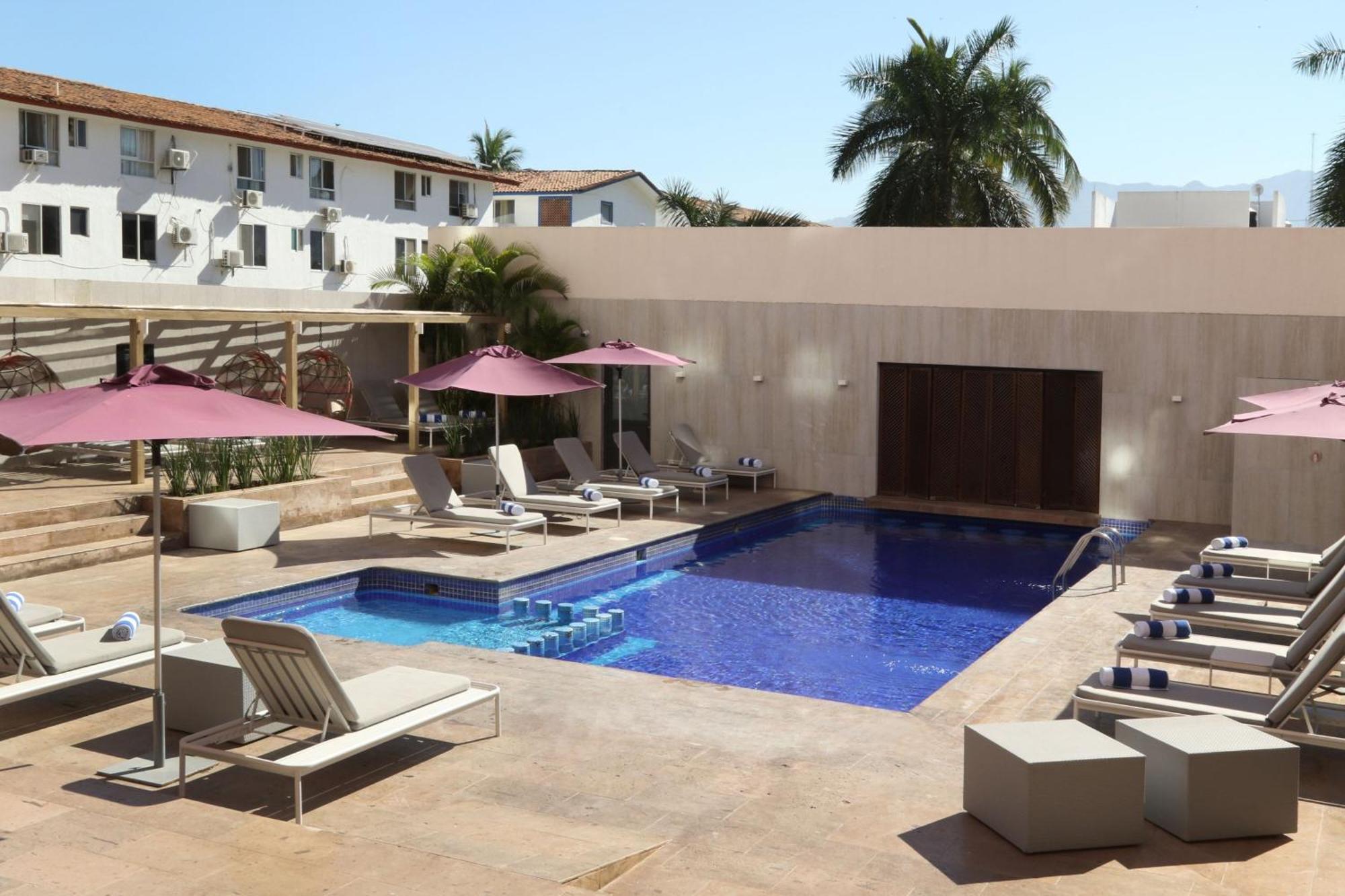 City Express Plus By Marriott Puerto Vallarta Extérieur photo