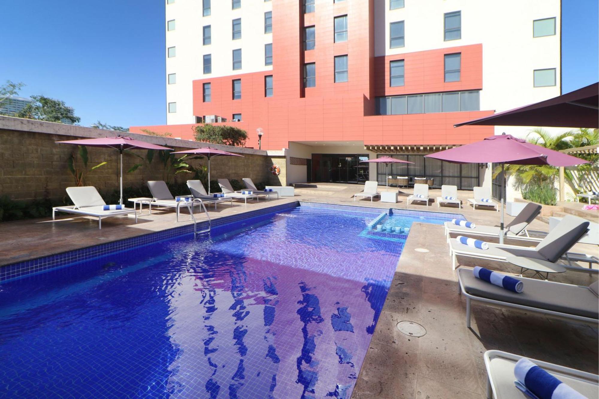 City Express Plus By Marriott Puerto Vallarta Extérieur photo