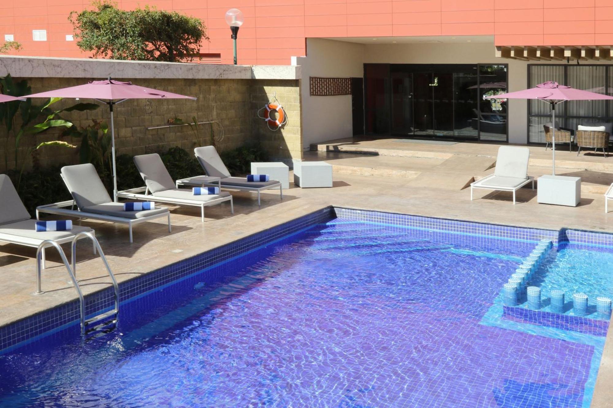 City Express Plus By Marriott Puerto Vallarta Extérieur photo