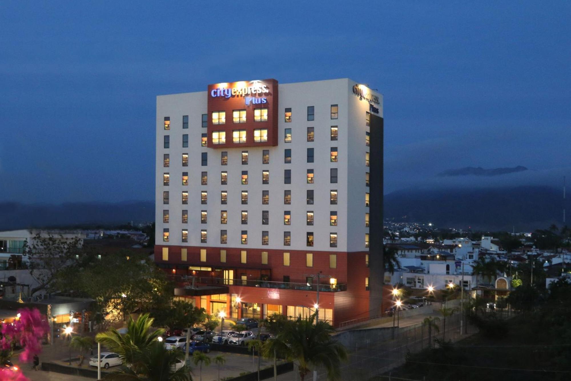 City Express Plus By Marriott Puerto Vallarta Extérieur photo